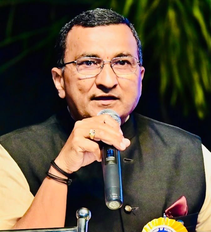 ఆరోగ్య యోగం కోసం యోగాభ్యాసం